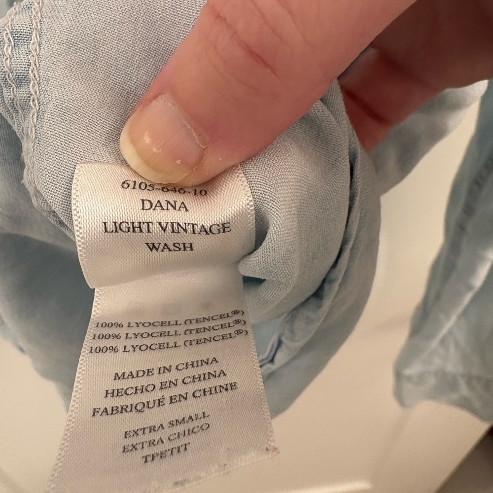 Rails Ingrid Denim Button Down in Light Vintage Size XS - Picture 5 of 16